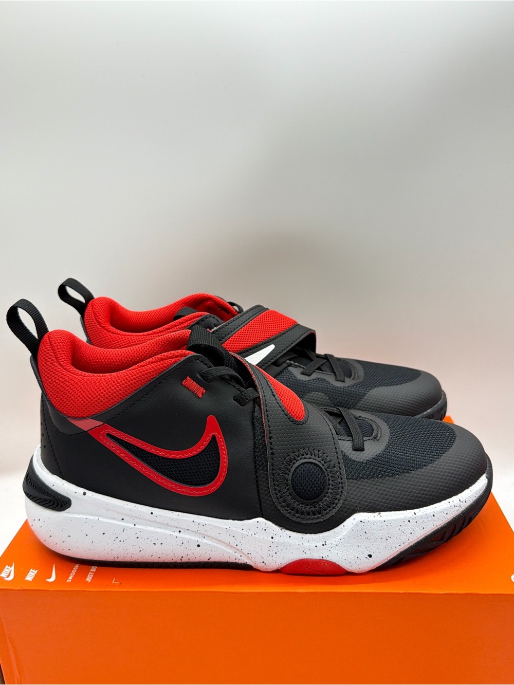 Nike Hustle D11 GS Black University Red DV8996-003  Size 7Y